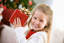 Каждому ребенку – новогодний подарок на праздничной ярмарке