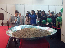 Поставили рекорд: в Челябинске сварили самую большую тарелку каши